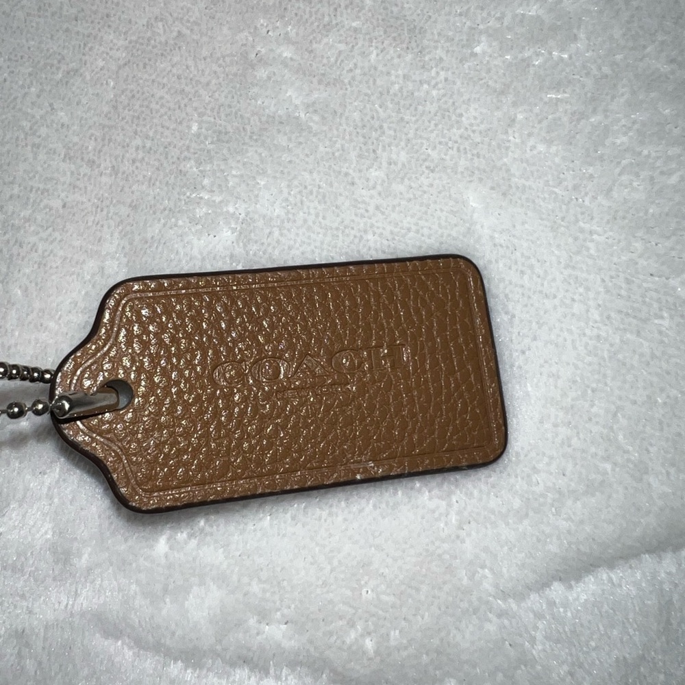 Coach Brown Leather Backpack with Structured Design and Turnlock Closure - Picture 4 of 5